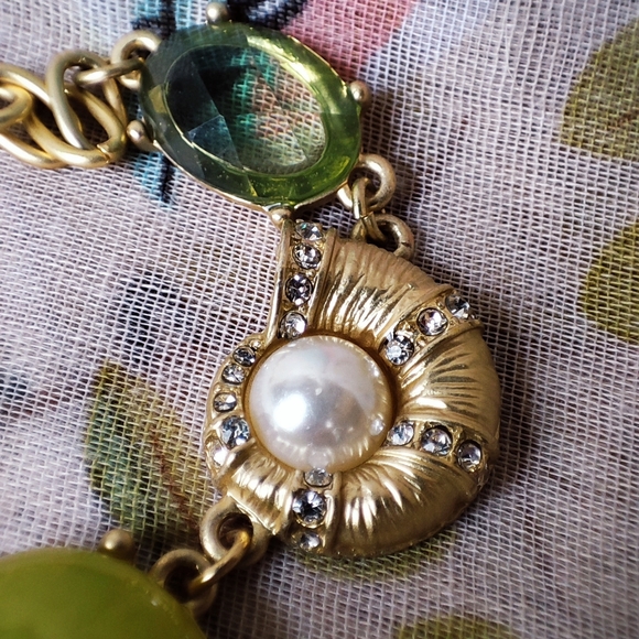 Brushed Gold Faux Pearls Cluster Ocean Theme Encrusted Stone Statement Necklace - Picture 3 of 15